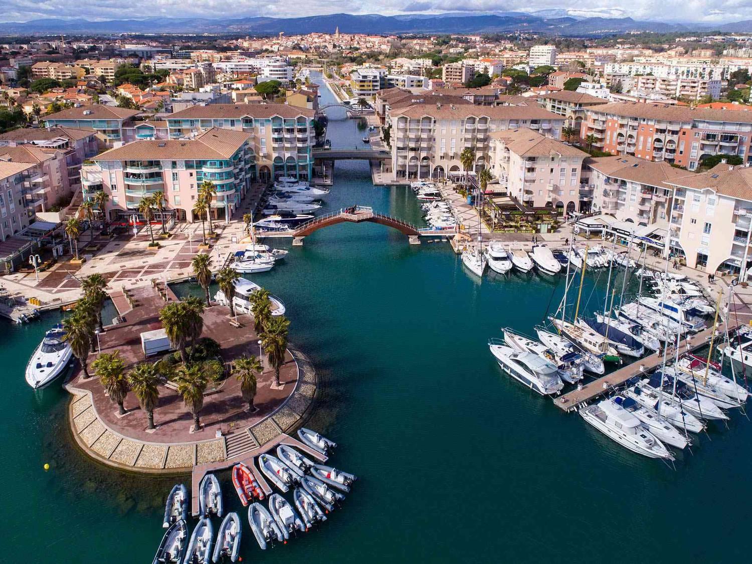 Hotel Sable Et Soleil - Port, Plage Et Jacuzzi Prive Fréjus エクステリア 写真