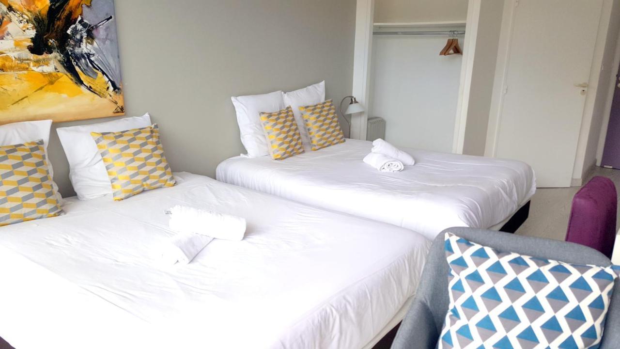 Hotel Sable Et Soleil - Port, Plage Et Jacuzzi Prive Fréjus エクステリア 写真