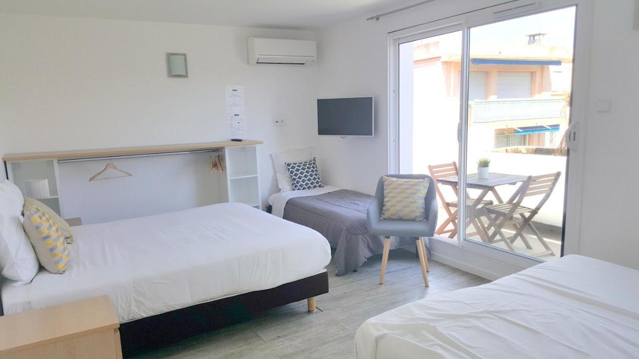 Hotel Sable Et Soleil - Port, Plage Et Jacuzzi Prive Fréjus エクステリア 写真